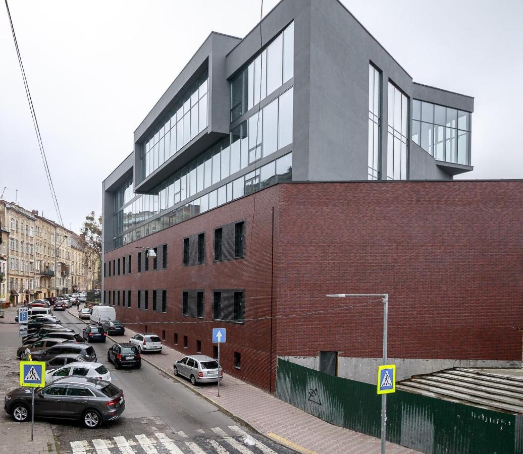 Golden Violin ! Apartments Lviv T Ngoại thất bức ảnh