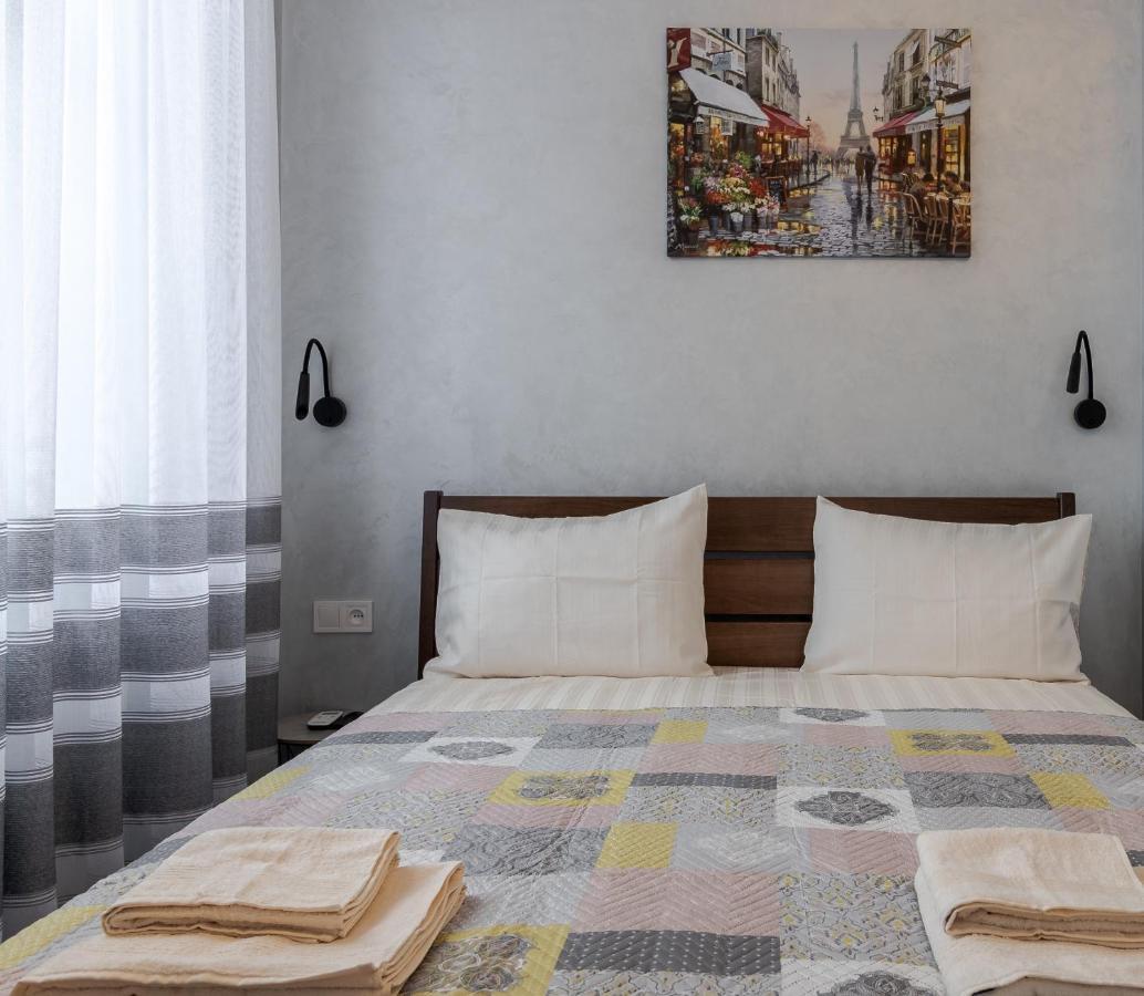 Golden Violin ! Apartments Lviv T Ngoại thất bức ảnh